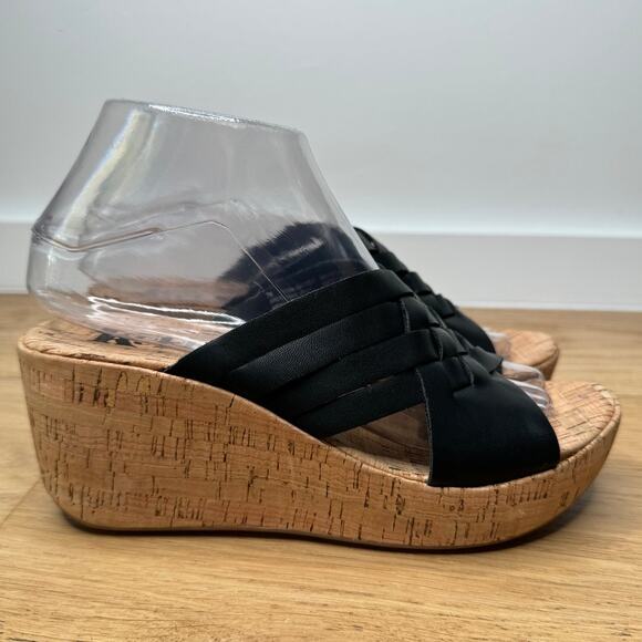 NEW KORKS Noelle Black Vegan Leather Cork Strappy Wedge Sandal Size 7 - Picture 1 of 8